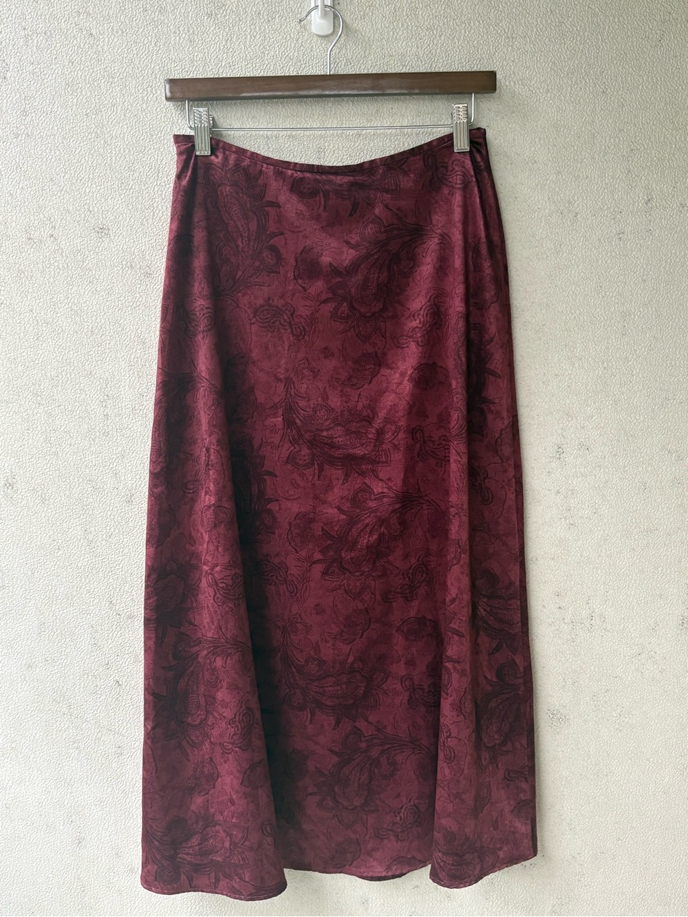 Vintage 90s Petite Sophisticate Burgundy Satin Jacquard Paisley Midi Skirt 6
